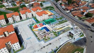 APARTAMENTO À VENDA COM 2 QUARTOS NO CONDOMÍNIO VILLA DOS COQUEIROS EM BARRA DOS COQUEIROS SERGIPE.