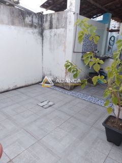 CASA À VENDA NO BAIRRO PONTO NOVO EM ARACAJU SERGIPE.