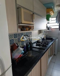 APARTAMENTO À VENDA NO CONDOMÍNIO ILHA DOS AÇORES NA JABOTIANA