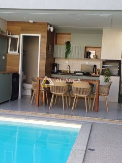 CASA À VENDA COM 3 QUARTOS,SENDO 2 SUÍTES NO BARRA GARDEN EM BARRA DOS COQUEIROS SERGIPE.