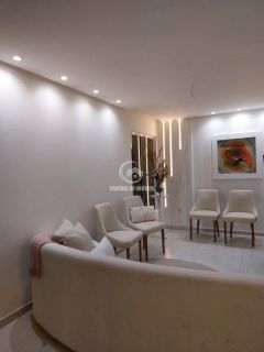 Casa Triplex no Antares, com Jacuzzi