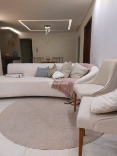 Casa Triplex no Antares, com Jacuzzi