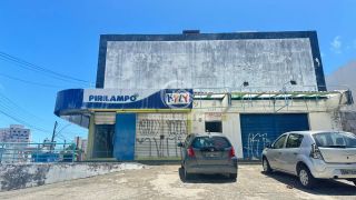 Galeria Comercial com várias Salas térrea e primeiro andar com várias salas.