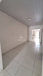 Casa Reformada sendo 3/4 no Clima Bom