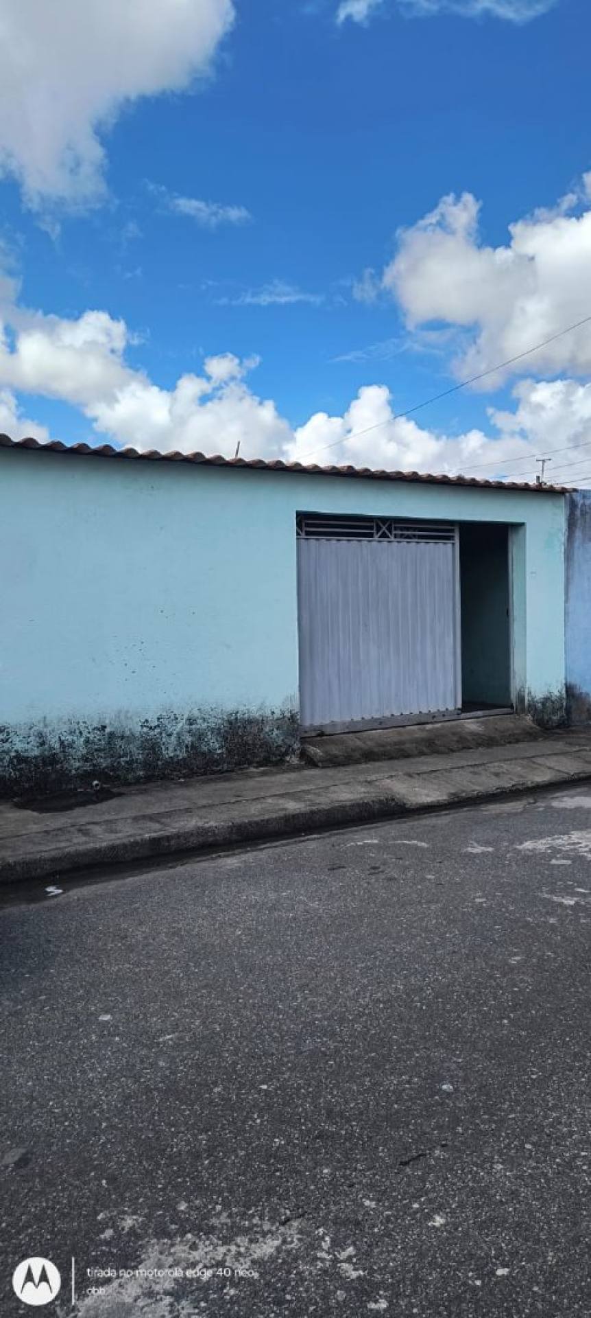 CASA 2/4 COM GARAGEM E QUINTAL GRANDE