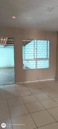 CASA 2/4 COM GARAGEM E QUINTAL GRANDE