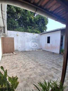 Casa de Condomínio Para Vender com 3 quartos 2 suítes no Barro Duro - Maceió
