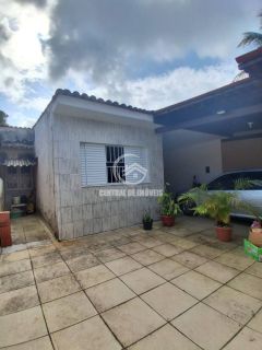 Casa de Condomínio Para Vender com 3 quartos 2 suítes no Barro Duro - Maceió