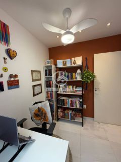 Casa de Condomínio à Venda com 3 quartos 2 suítes no Antares - Maceió