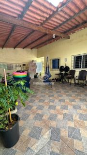 Casa de Condomínio Para Vender com 3 quartos 1 suítes no bairro Benedito Bentes em Maceió