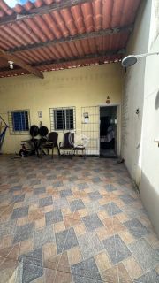 Casa de Condomínio Para Vender com 3 quartos 1 suítes no bairro Benedito Bentes em Maceió