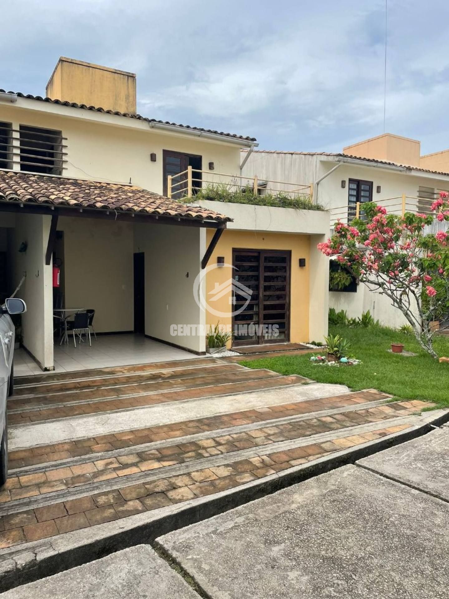 Casa de Condomínio com 3 quartos 1 suítes na Serraria em Maceió