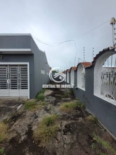Casa à venda 3 quartos mais dependência de empregada na Levada