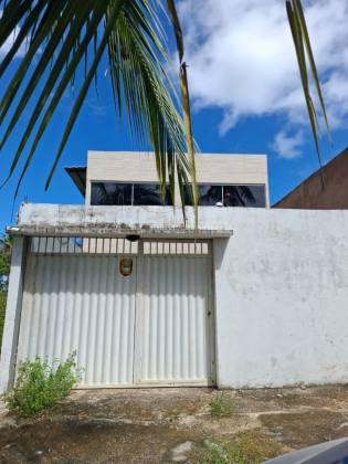 Casa Para Vender com 03 quartos em Maragogi