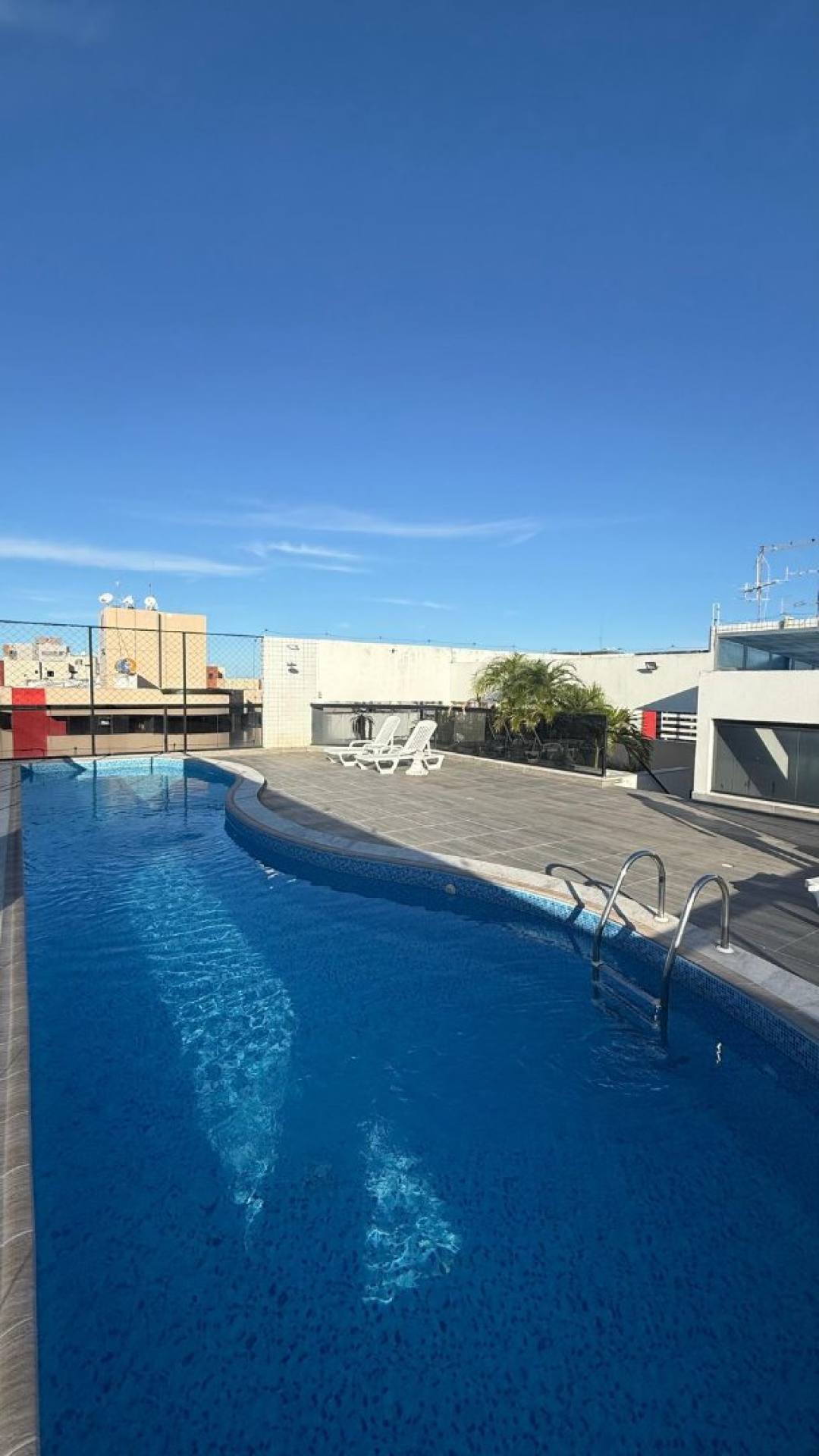 Apartamento Para Alugar com 1 quartos no bairro Ponta Verde em Maceió