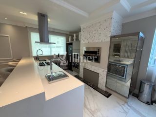 Residencial Majestic – Meia Praia, Itapema/SC