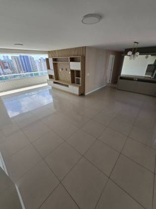 Alto Padrão na Aldeota: 170m² com 3 Suítes e Varanda Ampla
