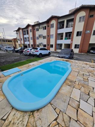 Apartamento com 3 dormitórios (2 suítes) em Messejana, a 2 quadras da Av. Washington Soares, com lazer completo e móveis projetados