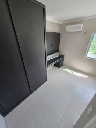 Casa Dúplex com 3 Suítes e Lazer Completo no Nathus Ville – Eusébio CE