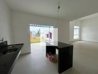CASA DISPONÍVEL PARA VENDA NO CONDOMÍNIO