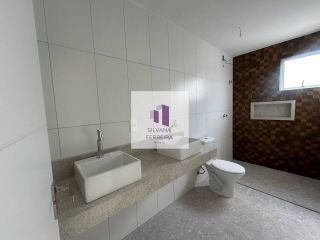 CASA DISPONÍVEL PARA VENDA NO CONDOMÍNIO