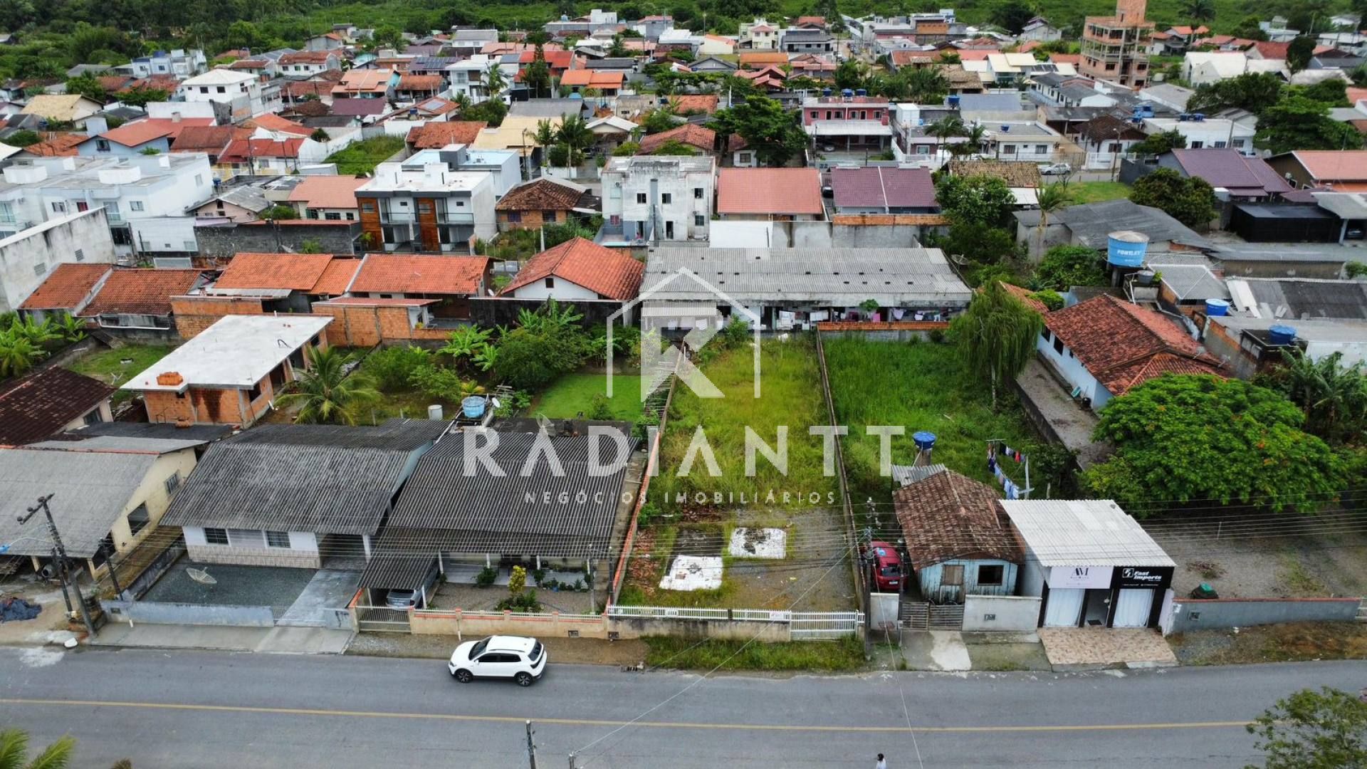 Terreno no CENTRO da Penha