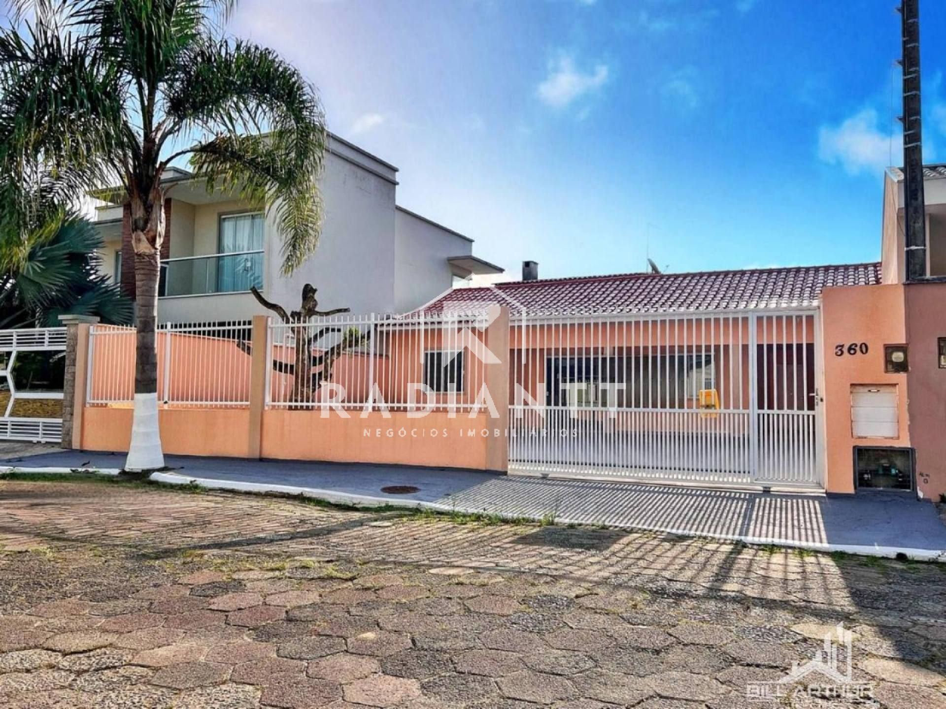 OPORTUNIDADE! CASA EM PIÇARRAS