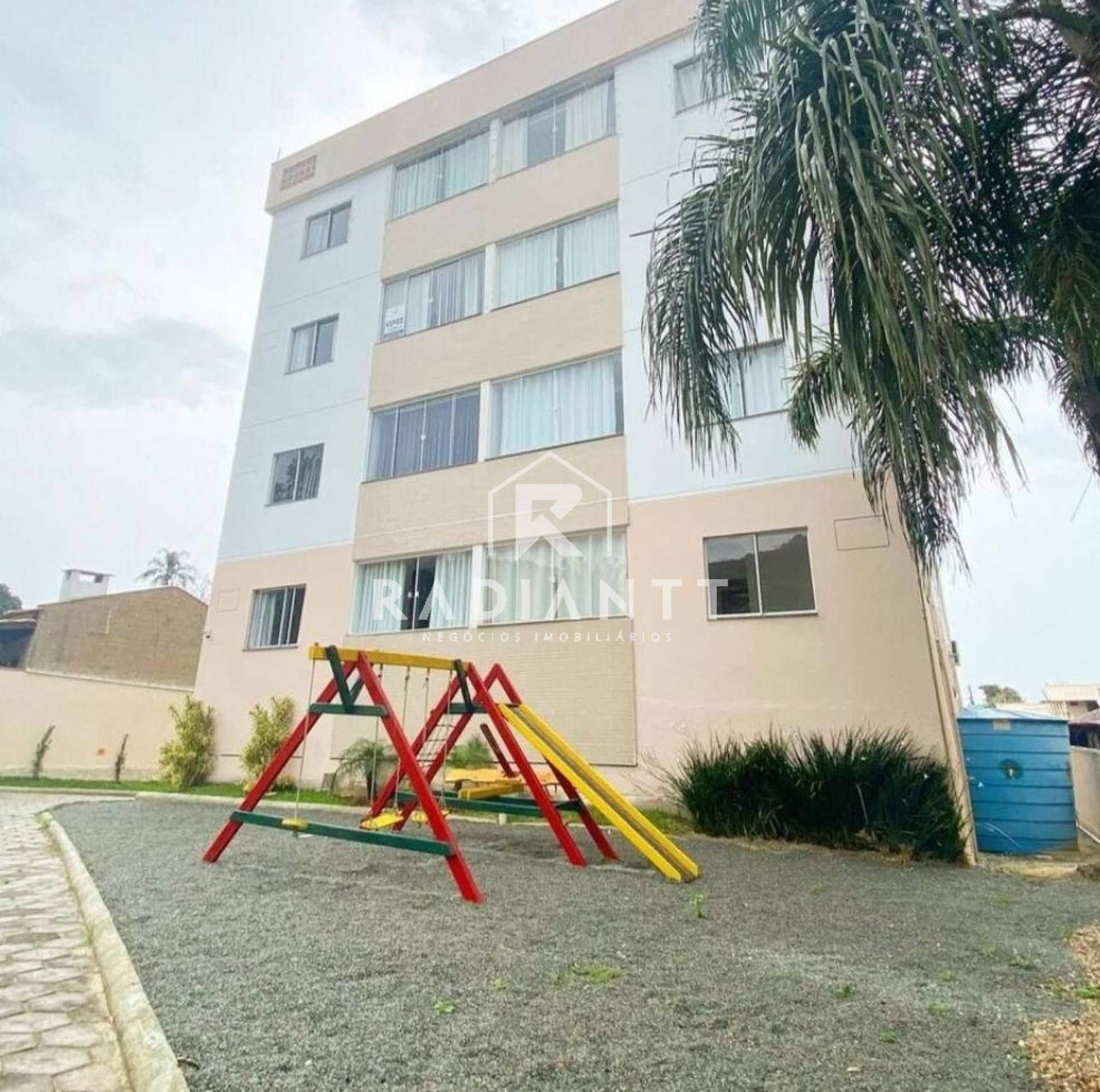 APARTAMENTO EM PENHA