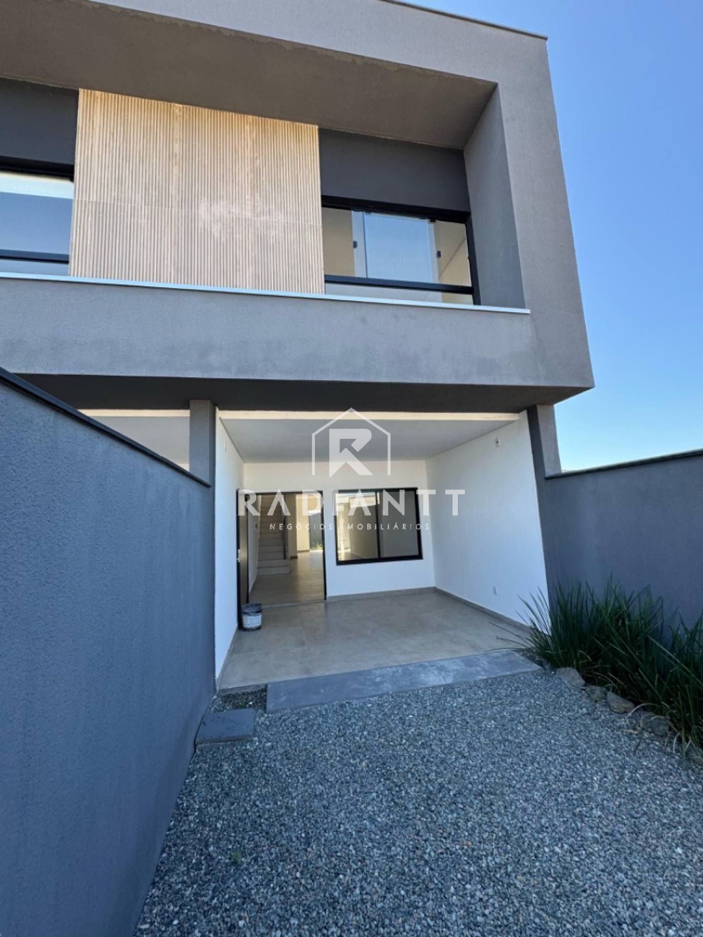 SOBRADO EM BALNEARIO PIÇARRAS