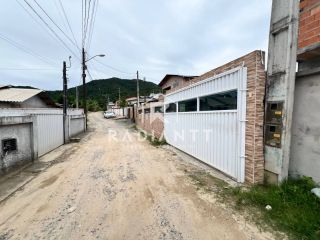 CASA PRA MORAR EM PENHA