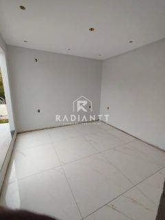 SOBRADO GEMINADO EM PIÇARRAS