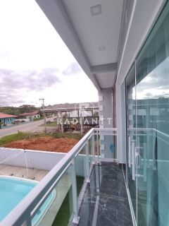 CASA SEMIMOBILIADA EM BARRA VELHA