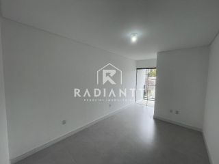 SOBRADO TRIPLEX EM PENHA