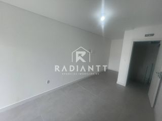 SOBRADO TRIPLEX EM PENHA