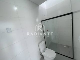 SOBRADO TRIPLEX EM PENHA