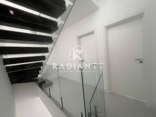 SOBRADO TRIPLEX EM PENHA