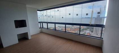 Apartamento na Praia