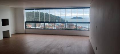 Apartamento na Praia