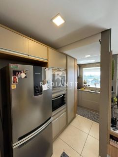 APARTAMENTO MOBILIADO FRENTE MAR