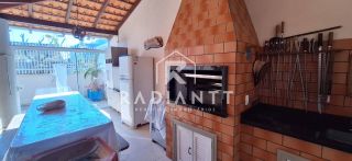 CASA PRONTA NO CENTRO DE PENHA