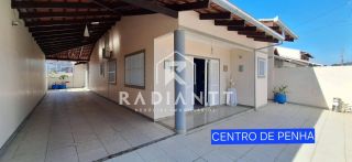 CASA PRONTA NO CENTRO DE PENHA