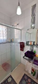 CASA PRONTA NO CENTRO DE PENHA