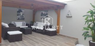 Casa mobiliada no bairro Gravatá