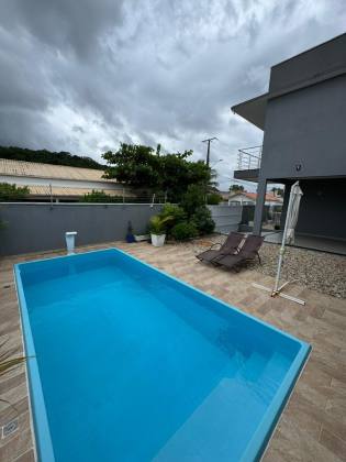 Casa Sobrado mobiliado em Penha