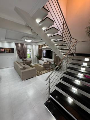 Casa Sobrado mobiliado em Penha