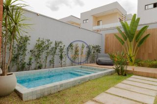 Casa dúplex alto padrão a venda no Eusébio