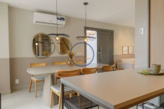 Casa dúplex alto padrão a venda no Eusébio