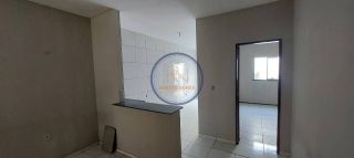 Casa Plana no Luzardo Viana – 2 Suítes, 2 Vagas e Excelente Localização