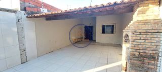 Casa Plana no Luzardo Viana – 2 Suítes, 2 Vagas e Excelente Localização