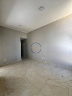 Casa Plana no Eusébio – 3 Quartos, Porcelanato e Varanda Gourmet